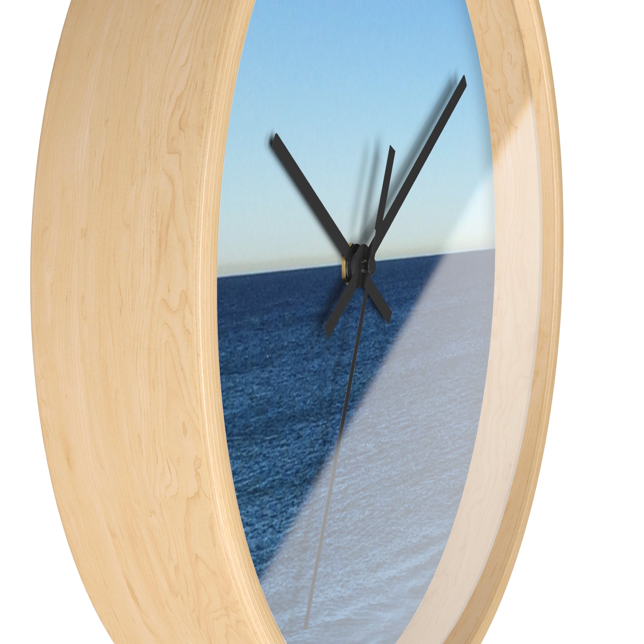Ocean Horizon Wall Clock – Coastal Sea View Decorative Clock