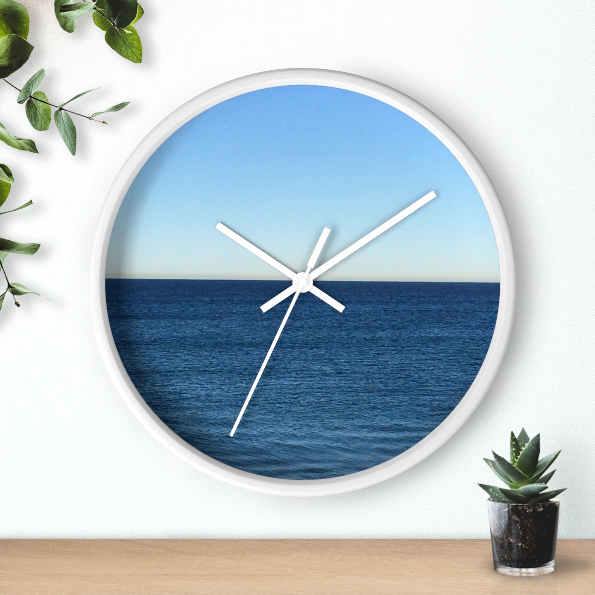 Ocean Horizon Wall Clock – Coastal Sea View Decorative Clock