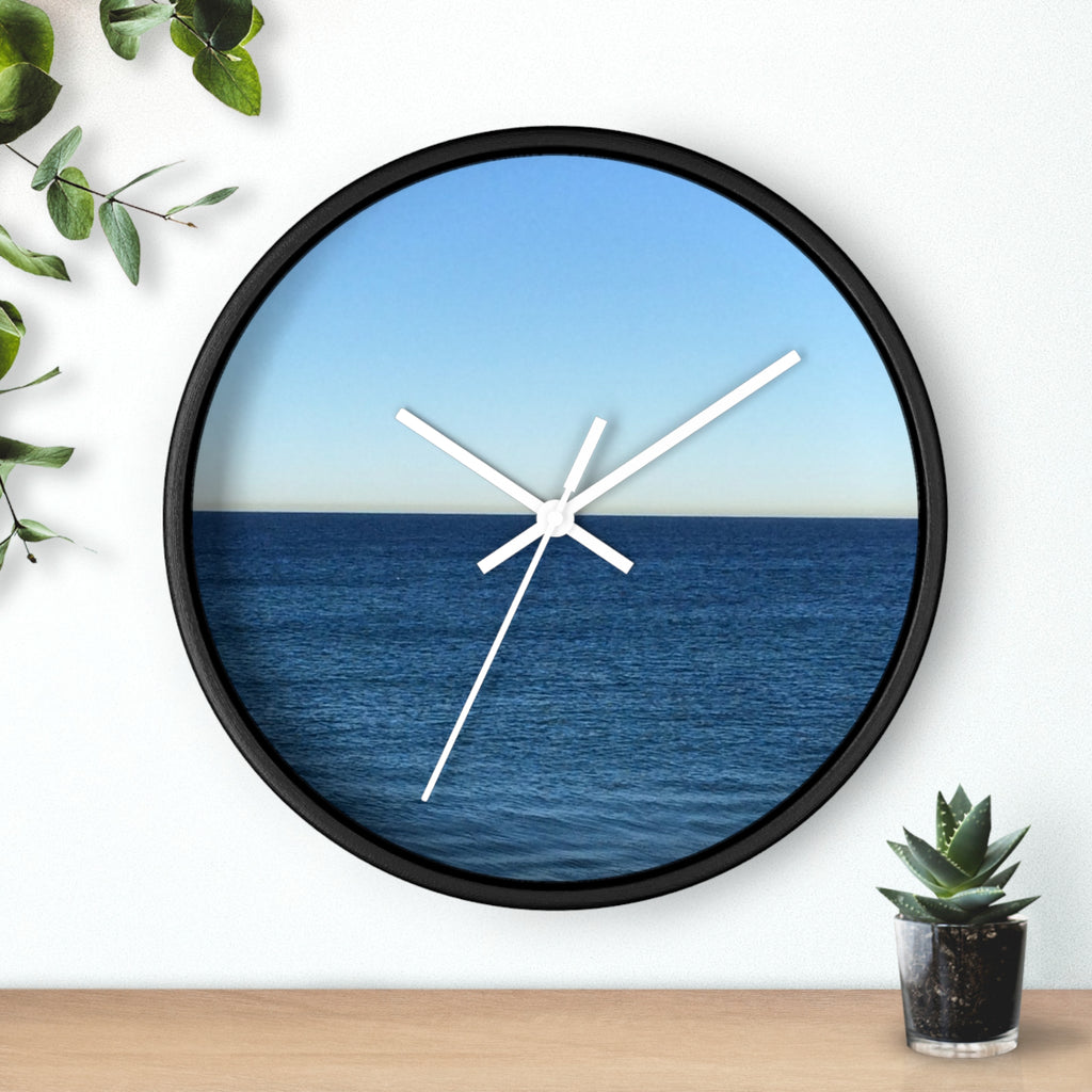 Ocean Horizon Wall Clock – Coastal Sea View Decorative Clock