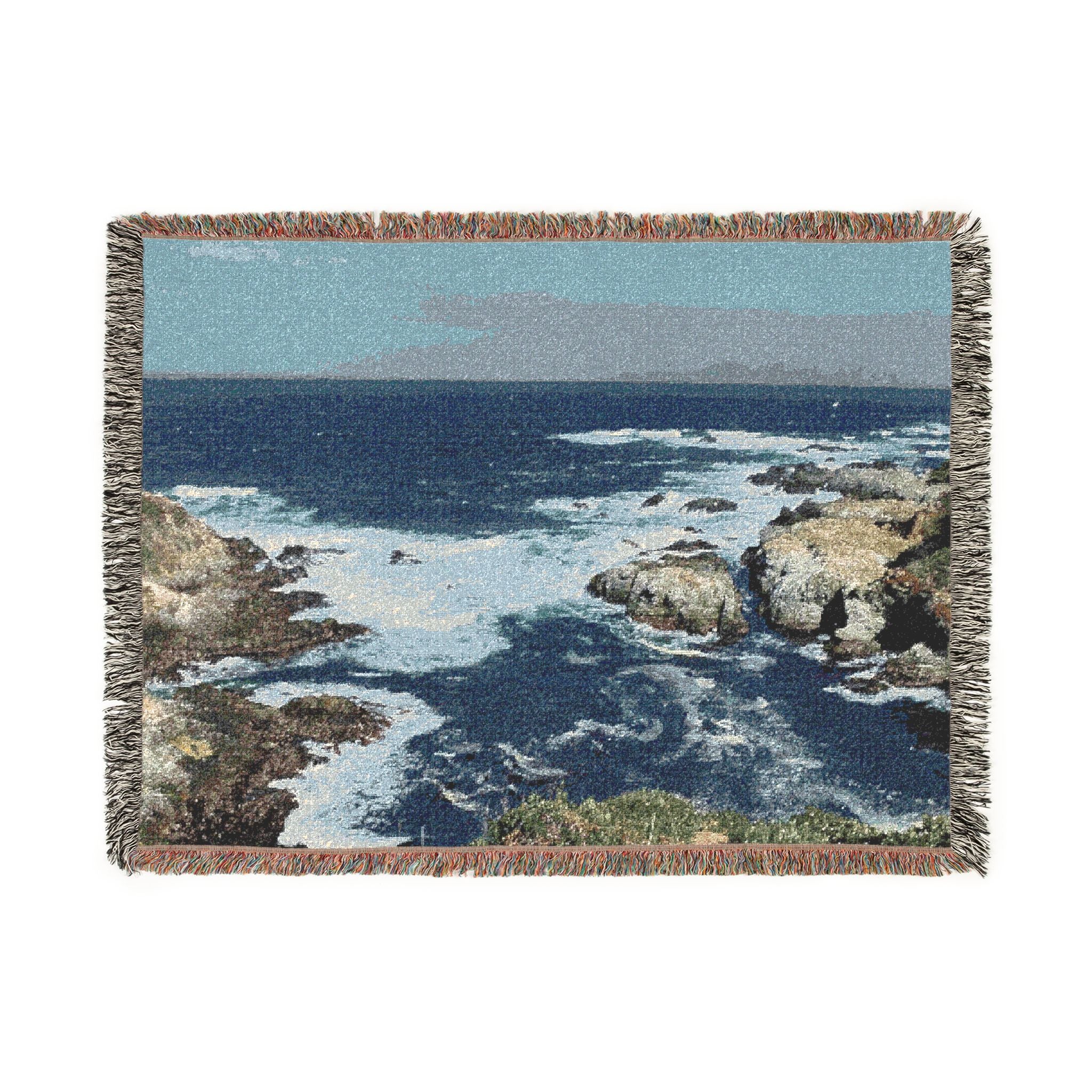 Coastal Ocean Waves Woven Blanket — Seaside Tapestry Throw